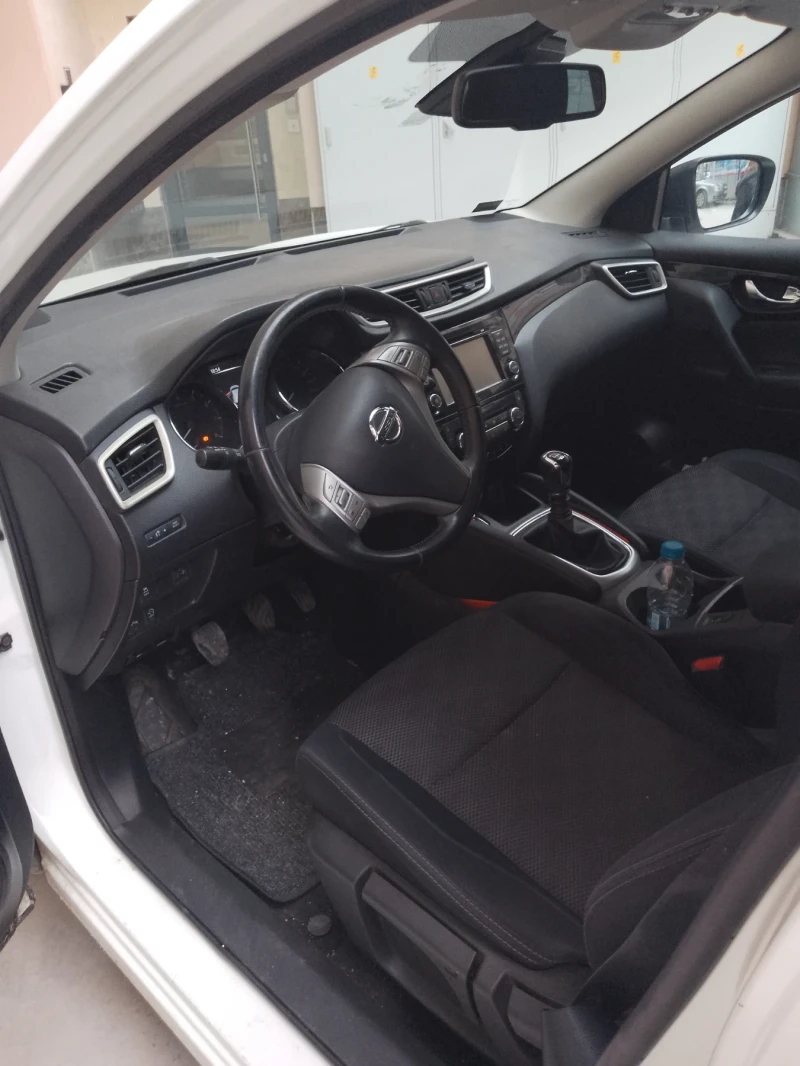 Nissan Qashqai, снимка 5 - Автомобили и джипове - 51573621