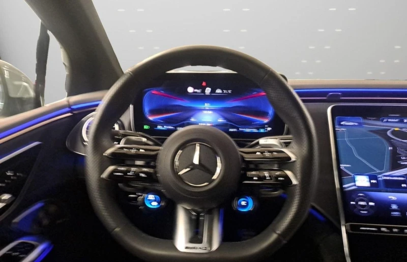 Mercedes-Benz EQE 43 AMG/4-MATIC/BURM/AIRMATIC/DISTRONIC/360/KEYLESS, снимка 9 - Автомобили и джипове - 50877014
