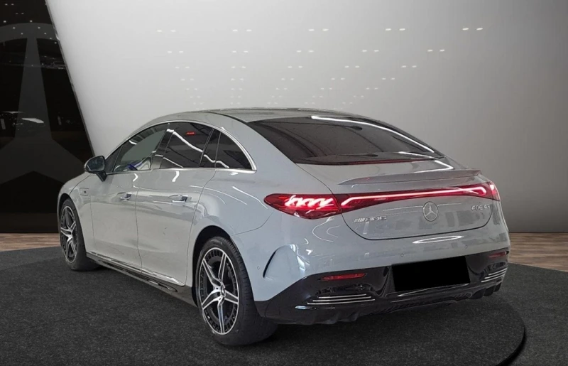 Mercedes-Benz EQE 43 AMG/4-MATIC/BURM/AIRMATIC/DISTRONIC/360/KEYLESS, снимка 4 - Автомобили и джипове - 50877014