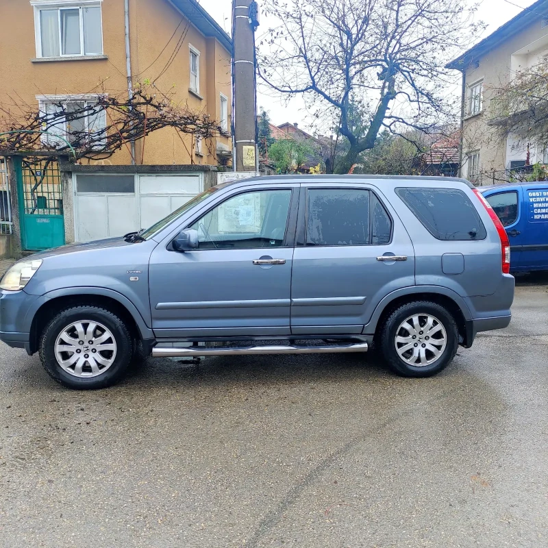 Honda Cr-v 2, 0i vtec, снимка 6 - Автомобили и джипове - 52845905