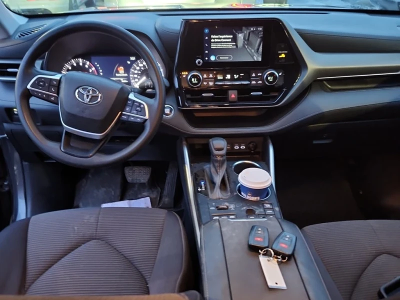 Toyota Highlander * LE AWD * CARFAX * БЕЗ ПЪРВОНАЧАЛНА ВНОСКА, снимка 8 - Автомобили и джипове - 53215230