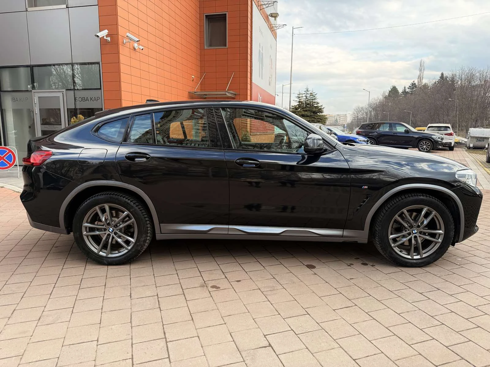 BMW X4 xDrive20d - изображение 4