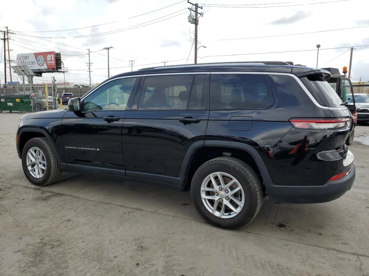 Jeep Grand cherokee ДИГИТАЛНО* ТАБЛО* ПОДГРЕВ* КАМЕРА* КЕЙЛЕС* LANE* A - изображение 4
