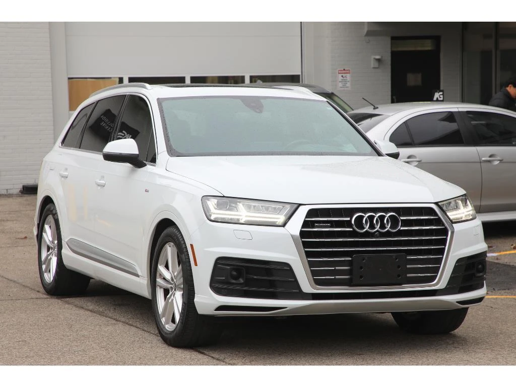 Audi Q7 Technik* 3xSline* HUD* Distr* Digital* Масаж* Обду - изображение 5