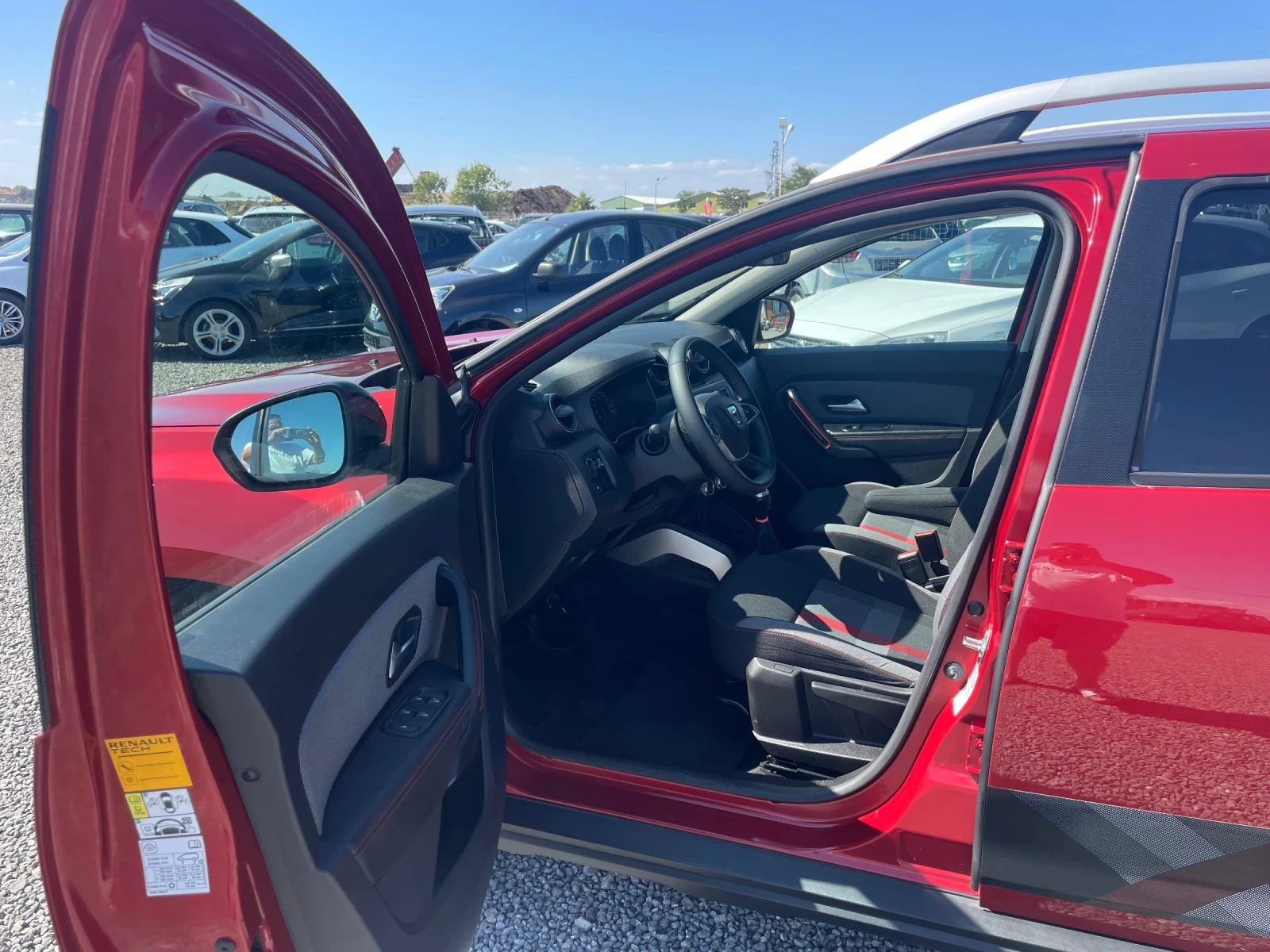 Dacia Duster 1.6 Бензин ГАЗ RED-line - изображение 7