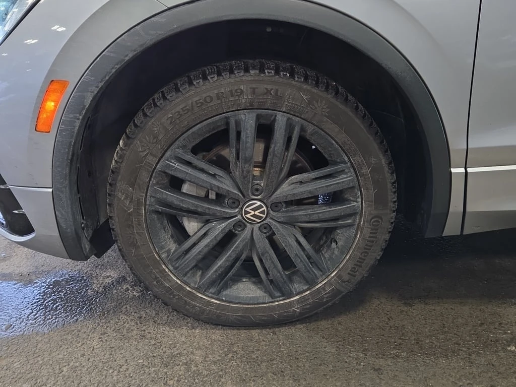 VW Tiguan * COMFORTLINE R LINE BLACK EDITION * CARFAX * БЕЗ  - изображение 6