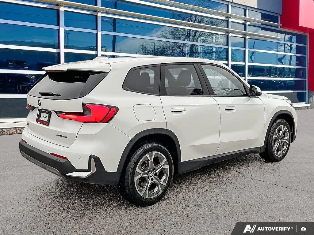 BMW X1 * xDrive28i | Leather | Apple Carplay | Heated Sea - изображение 5