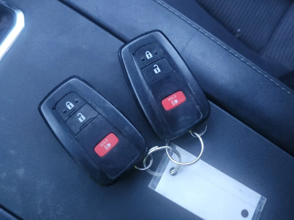 Toyota Highlander * LE AWD * CARFAX * БЕЗ ПЪРВОНАЧАЛНА ВНОСКА - изображение 10