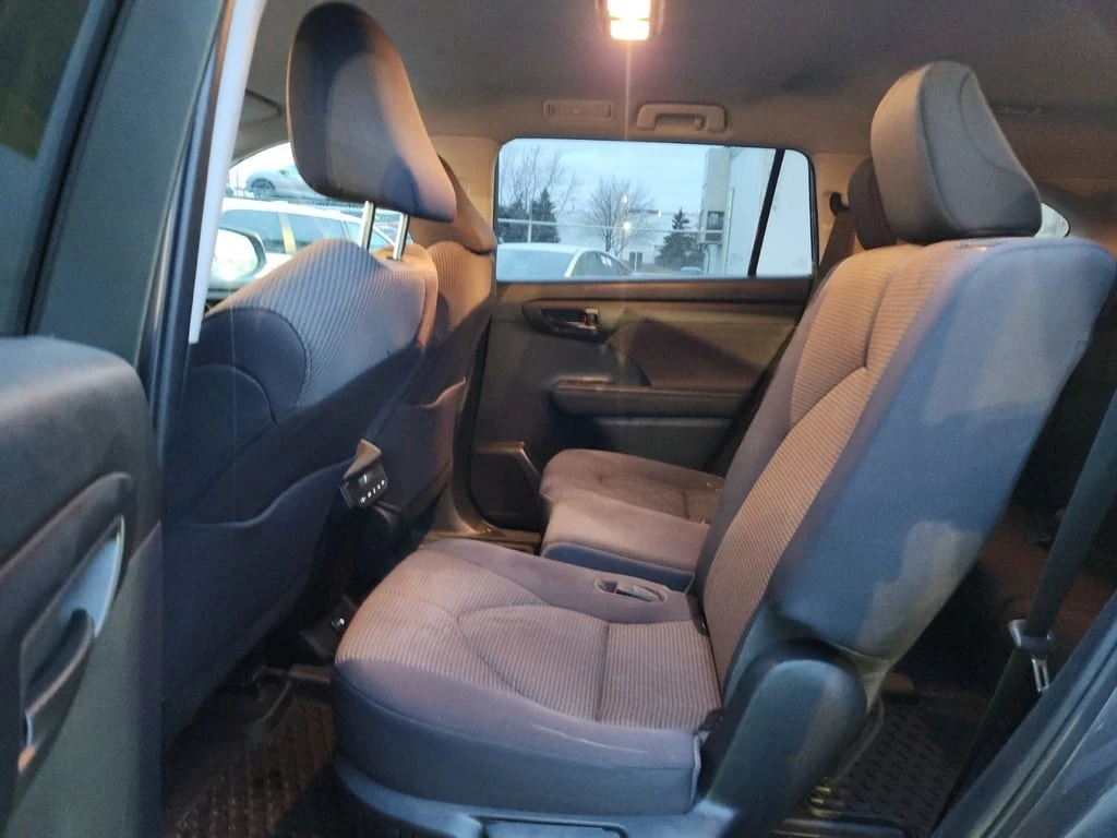 Toyota Highlander * LE AWD * CARFAX * БЕЗ ПЪРВОНАЧАЛНА ВНОСКА - изображение 9