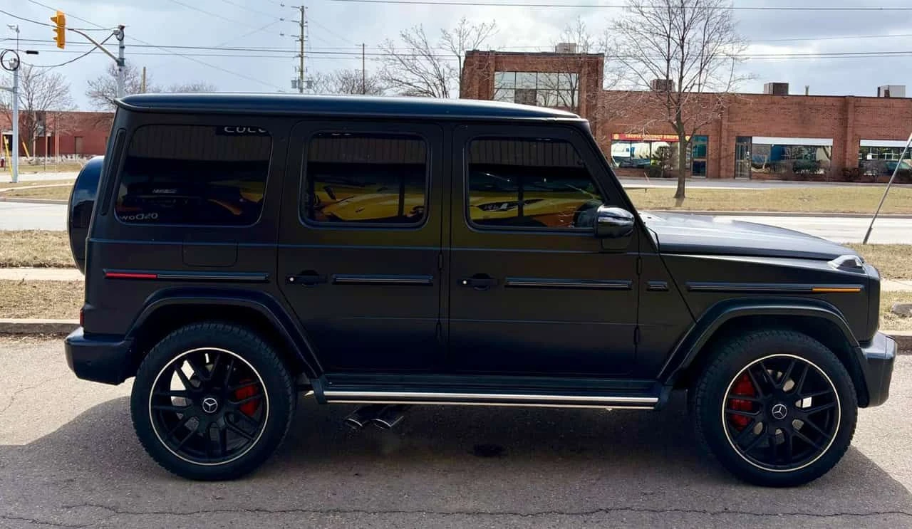 Mercedes-Benz G 500 550/Stage 1/G63 Amg kit/ДИСТРОНИК/МАСАЖИ, снимка 4 - Автомобили и джипове - 54011341