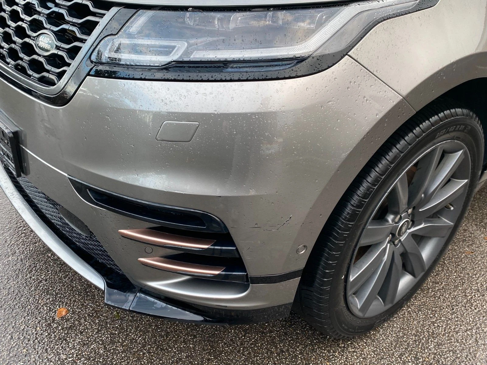 Land Rover Range Rover Velar, снимка 4 - Автомобили и джипове - 54383975
