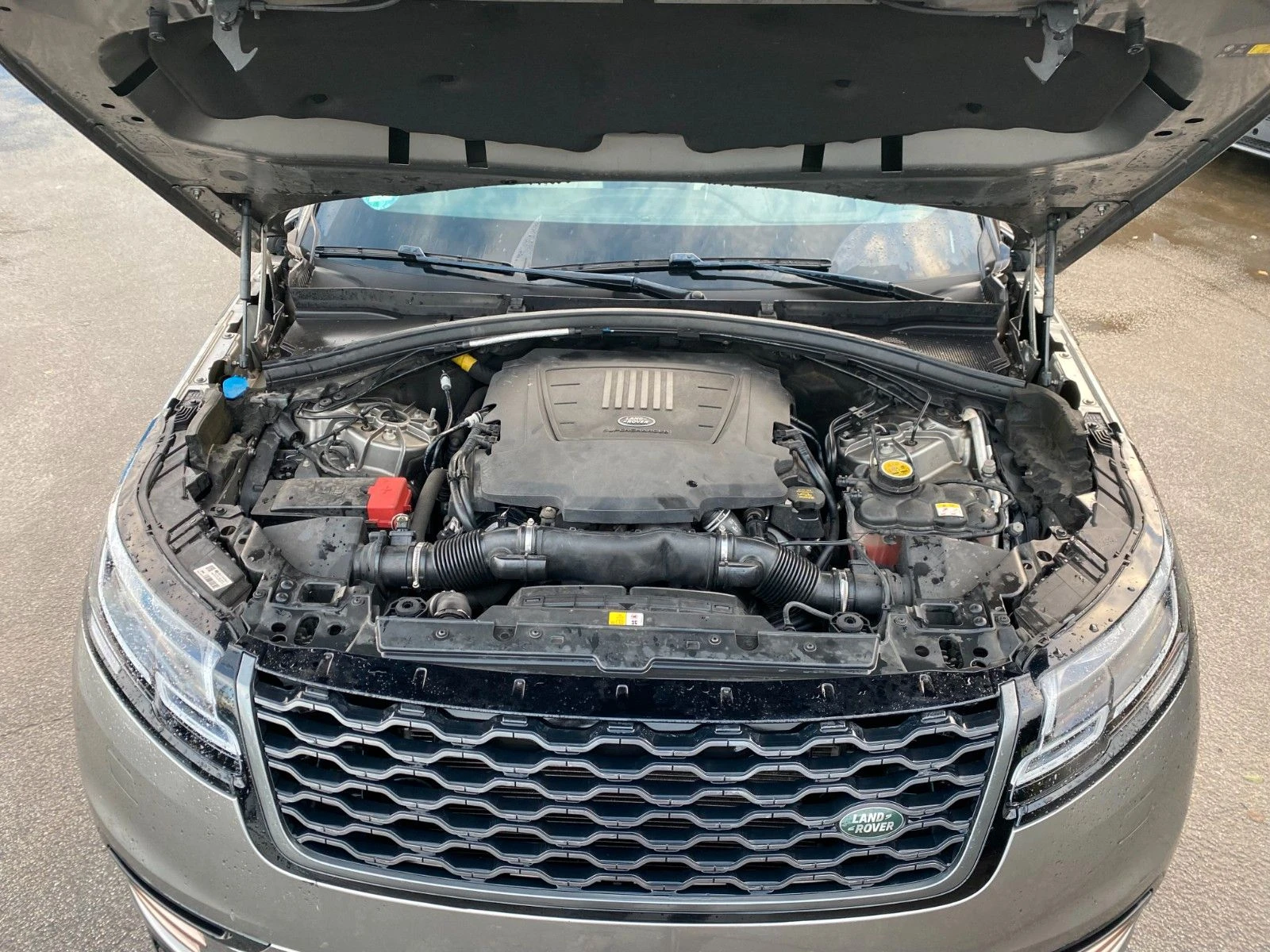 Land Rover Range Rover Velar, снимка 5 - Автомобили и джипове - 54383975
