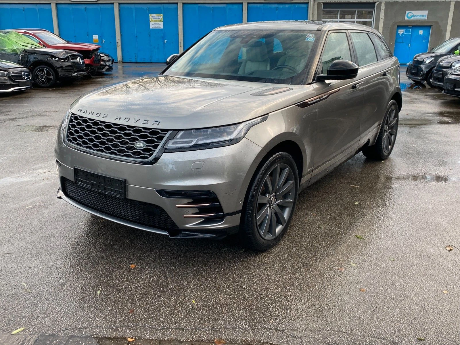 Land Rover Range Rover Velar, снимка 2 - Автомобили и джипове - 54383975