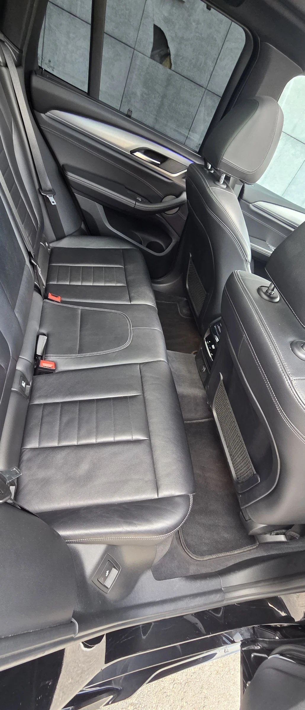 BMW X3 3.0 XDrive M-Perfornmance, снимка 12 - Автомобили и джипове - 54099244