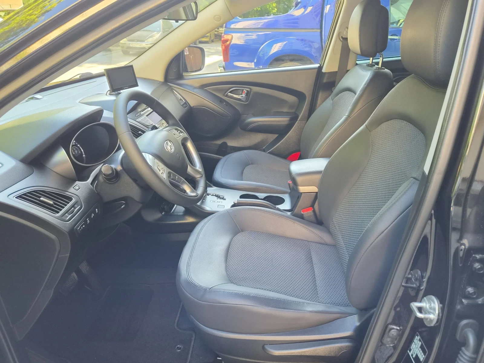 Hyundai IX35 2.0i AUTOMAT 4X4 163ps EURO5b 165573km, снимка 7 - Автомобили и джипове - 54602205