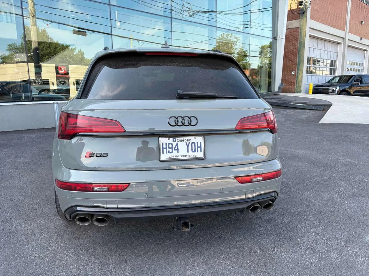 Audi SQ5 * Technik * АВТОКРЕДИТ БЕЗ ПЪРВОНАЧАЛНА ВНОСКА* , снимка 4 - Автомобили и джипове - 55302754