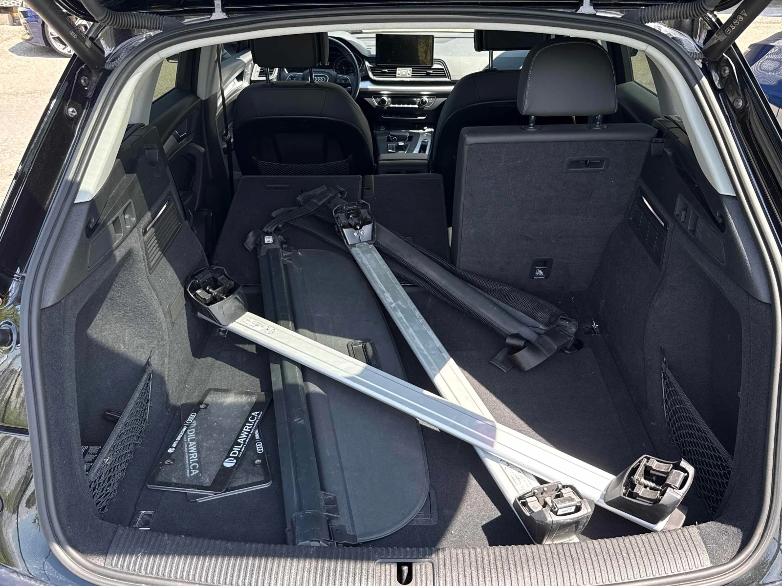 Audi Q5 QUATTRO * ГЛАВНО ПРЕДСТАВИТЕЛСТВО НА AUDI* , снимка 10 - Автомобили и джипове - 55832144