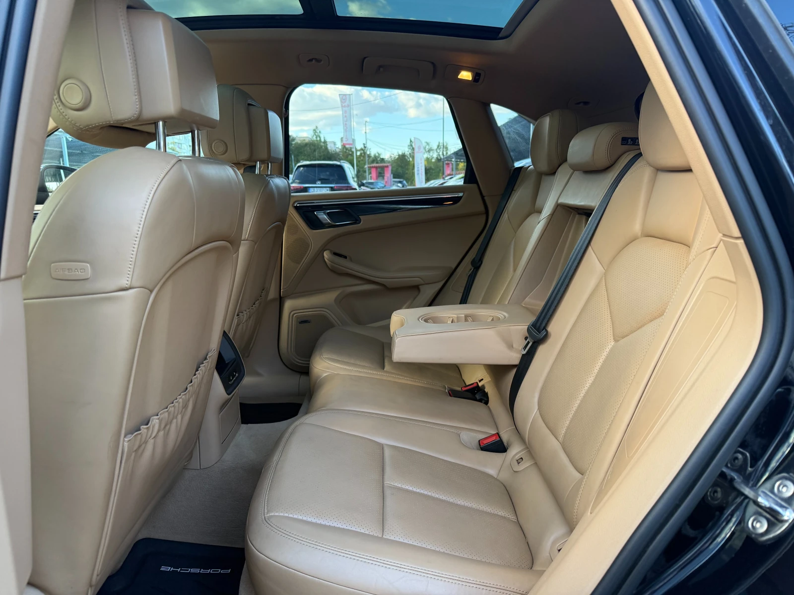 Porsche Macan S, снимка 9 - Автомобили и джипове - 56315587
