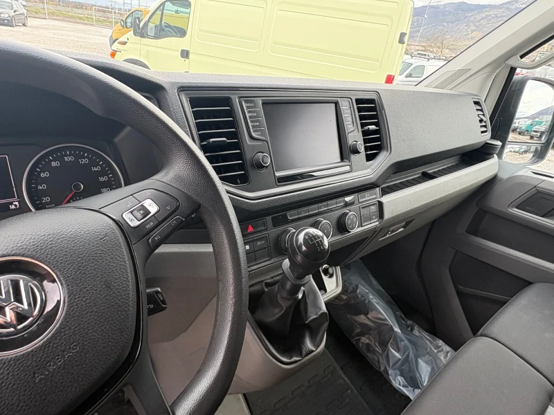 VW Crafter Maxi, снимка 11 - Бусове и автобуси - 48451314