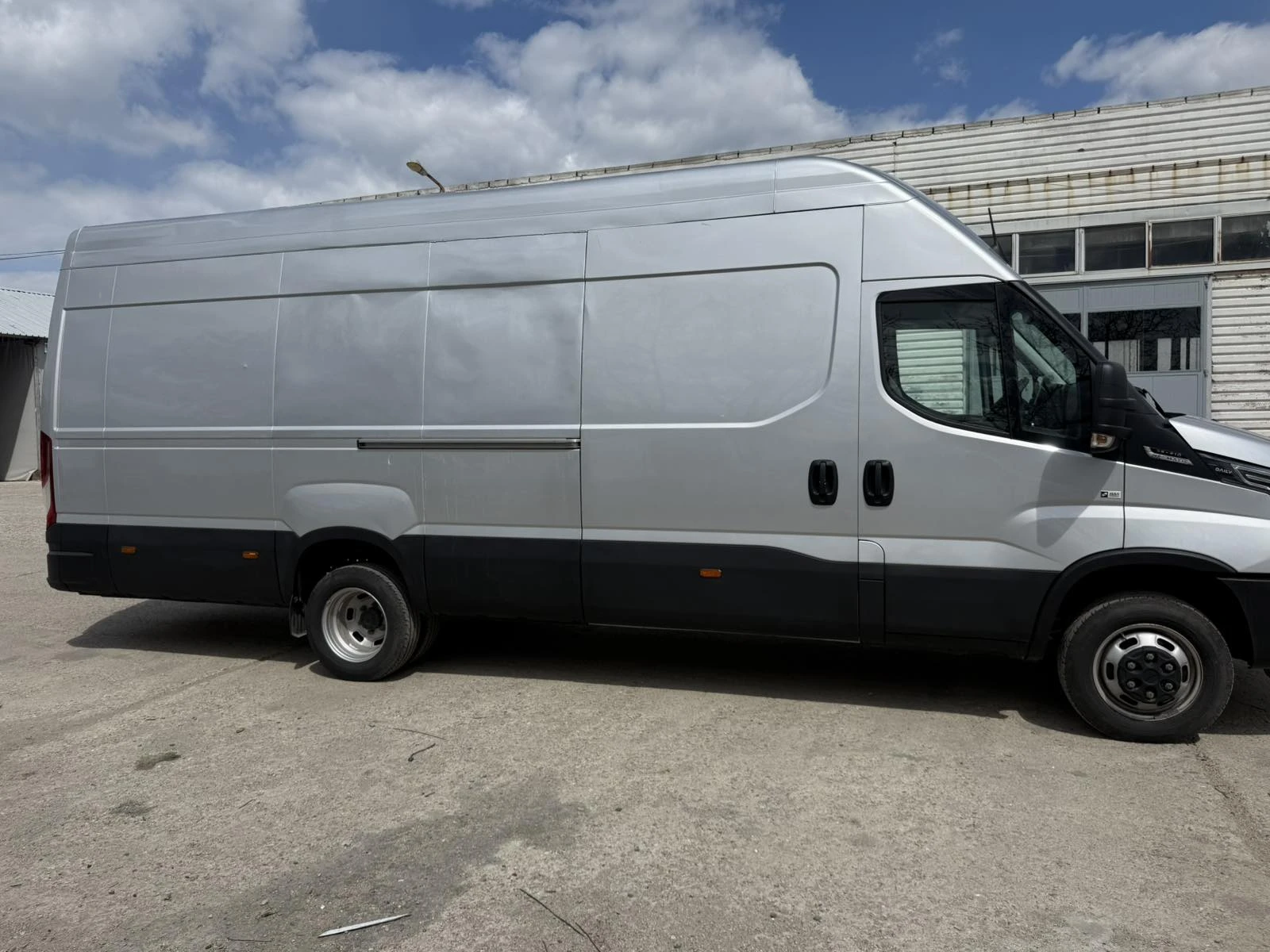 Iveco 35 C210 L5H4, снимка 13 - Бусове и автобуси - 54010166