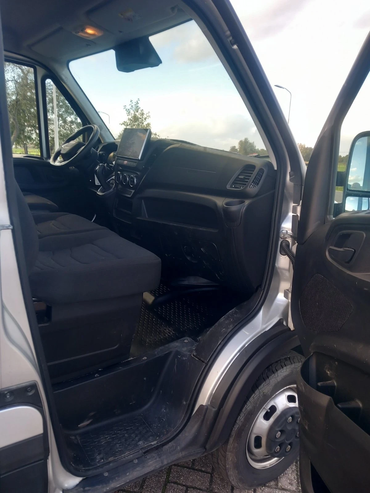 Iveco 35 C210 L5H4, снимка 8 - Бусове и автобуси - 54010166