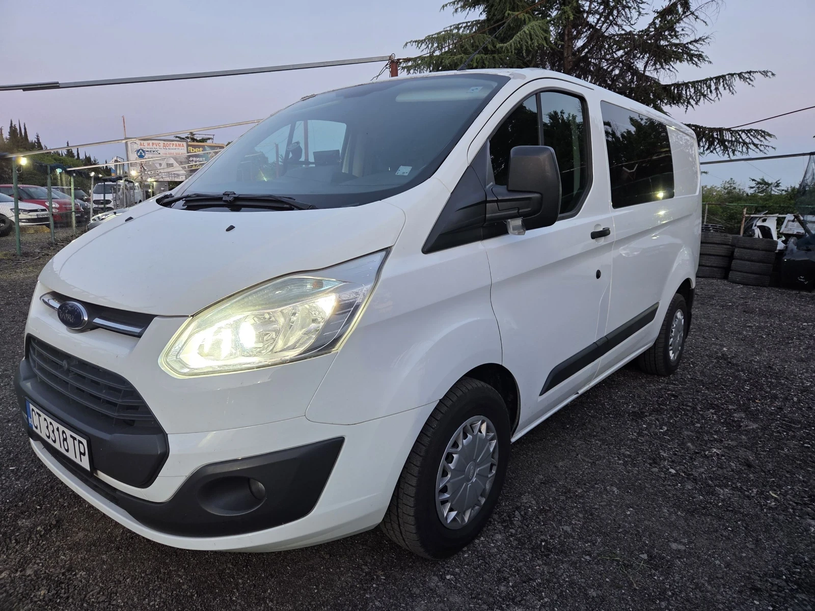 Ford Transit Custom 2, 2 tdi 125, снимка 4 - Бусове и автобуси - 54563155