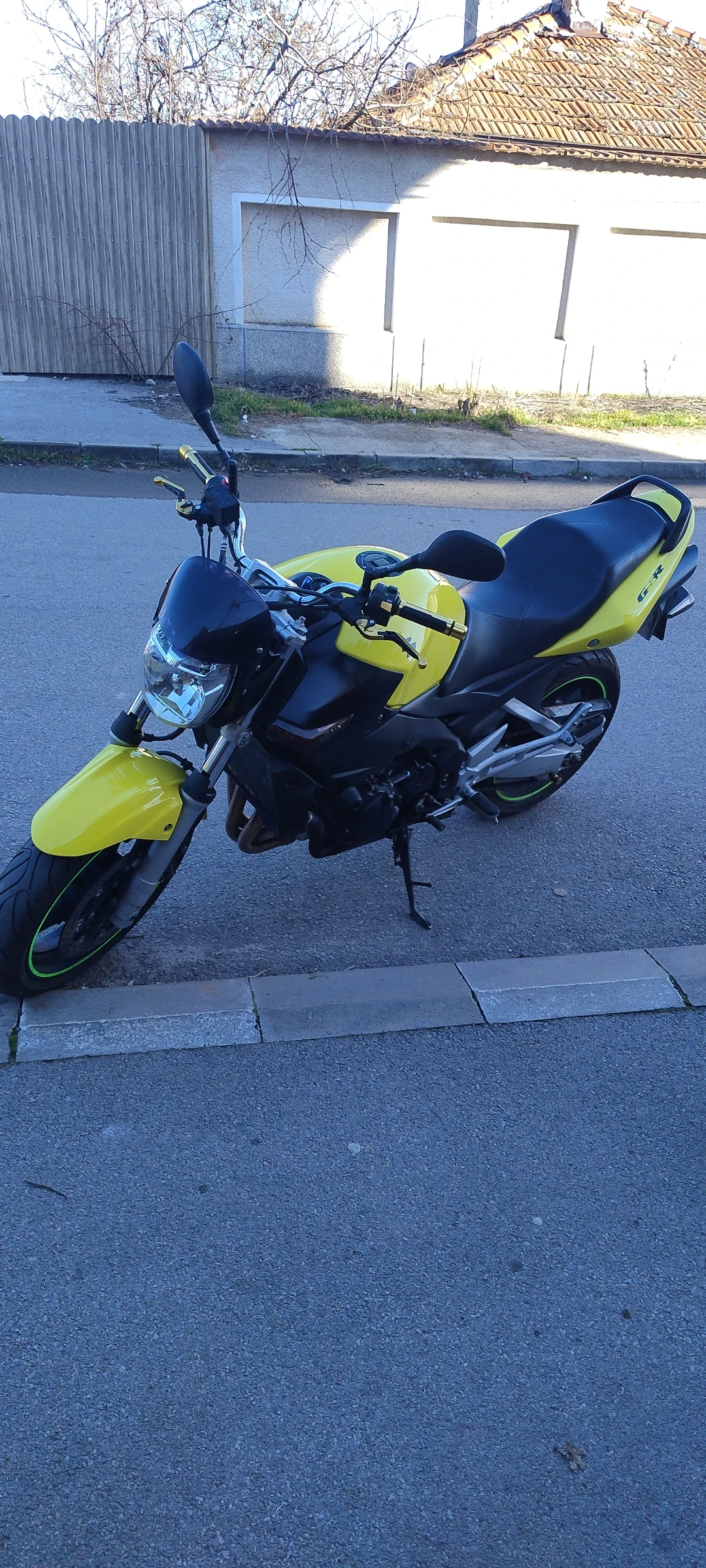 Suzuki Gsr  - изображение 4