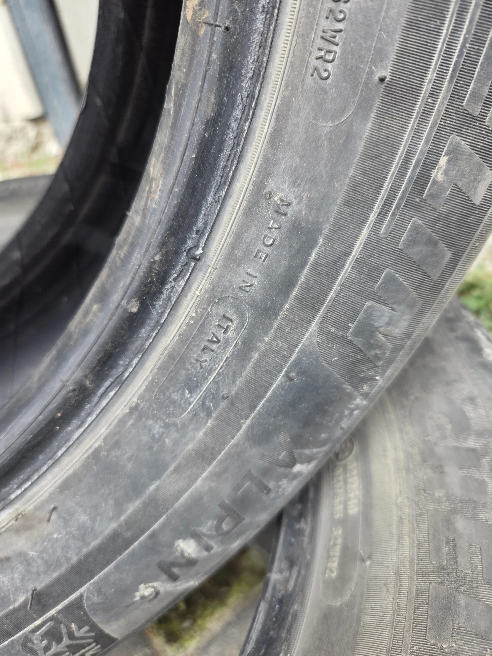 Гуми Зимни 225/55R16, снимка 7 - Гуми и джанти - 56180361
