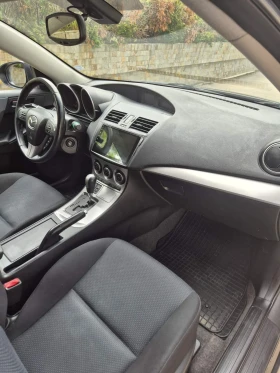 Mazda 3 КАПАРИРАН , снимка 10