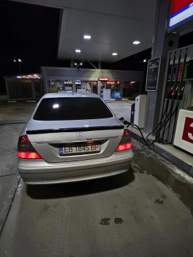 Mercedes-Benz E 300, снимка 7