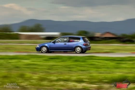 Honda Civic 1.6 VTEC, снимка 2