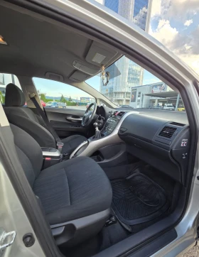 Toyota Auris 2.0 D-4D, снимка 8