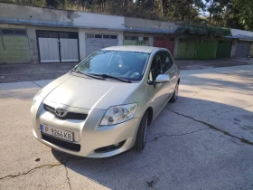 Toyota Auris, снимка 1