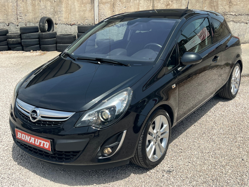 Opel Corsa 1.4i-УНИКАТ, снимка 1 - Автомобили и джипове - 46446218