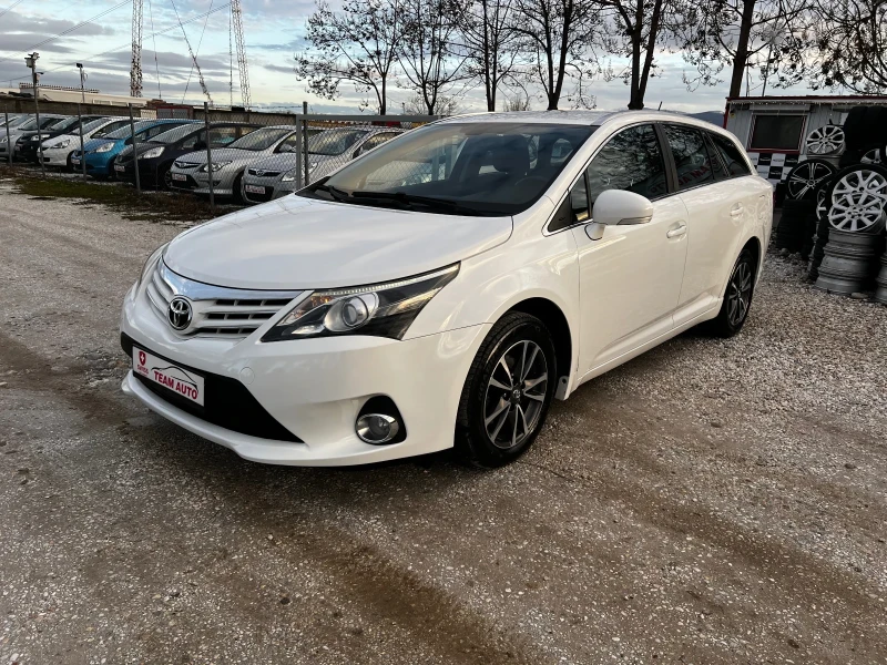 Toyota Avensis 2.0i AUTOMATIK SWISS, снимка 2 - Автомобили и джипове - 48296353