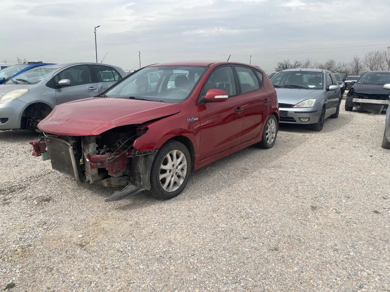 Hyundai I30 1.6 crdi, снимка 1 - Автомобили и джипове - 49471877