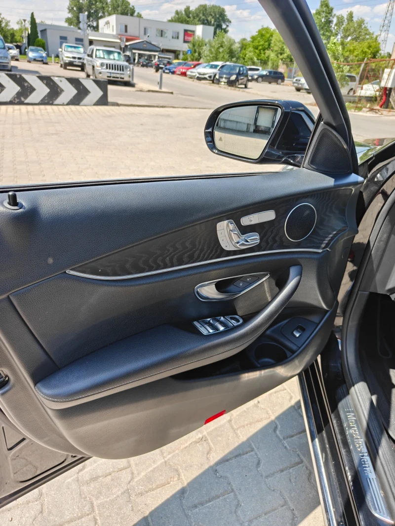 Mercedes-Benz E 300 Plug in hybrid, tuch, massage, airmatic, снимка 12 - Автомобили и джипове - 52727630