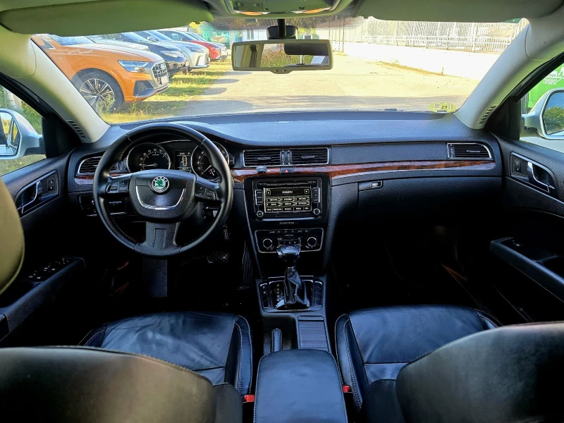 Skoda Superb 2 0TDI/170KC/АВТОМАТИК/КОЖА, снимка 13 - Автомобили и джипове - 52268360