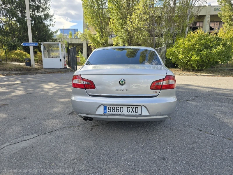 Skoda Superb 2 0TDI/170KC/АВТОМАТИК/КОЖА, снимка 5 - Автомобили и джипове - 52268360