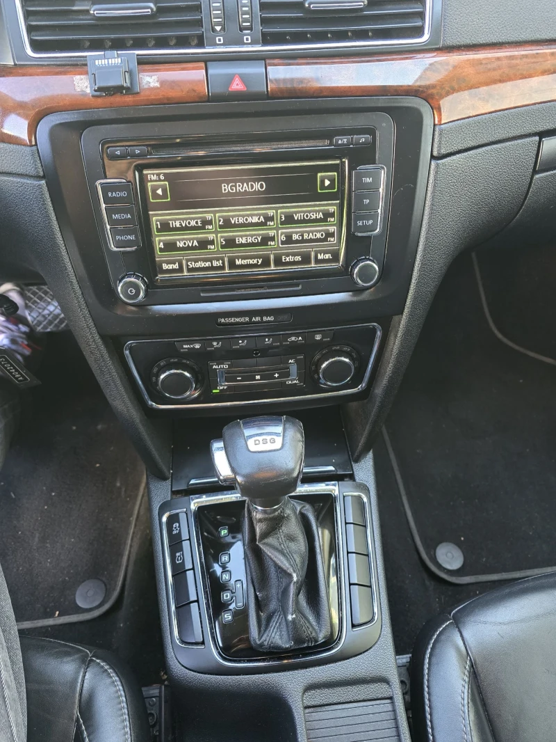 Skoda Superb 2 0TDI/170KC/АВТОМАТИК/КОЖА, снимка 14 - Автомобили и джипове - 52268360