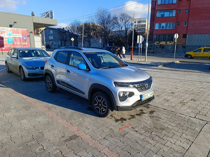 Dacia Spring, снимка 4 - Автомобили и джипове - 53092192