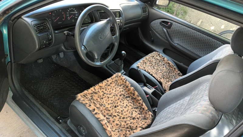 Toyota Corolla, снимка 7 - Автомобили и джипове - 53272170