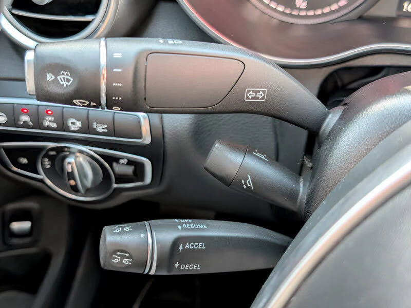 Mercedes-Benz C 43 AMG BURMESTER* PANO* AMBIENT* DISTRONIC* LANE* FULL MA, снимка 12 - Автомобили и джипове - 52837422