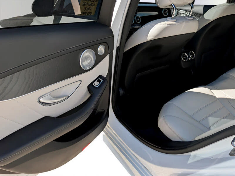 Mercedes-Benz C 43 AMG BURMESTER* PANO* AMBIENT* DISTRONIC* LANE* FULL MA, снимка 16 - Автомобили и джипове - 52837422