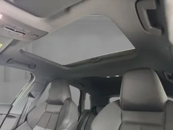 Audi A3 Sportback 35 TFSI = S-line = Гаранция, снимка 10 - Автомобили и джипове - 53916392