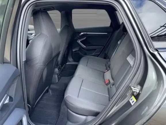 Audi A3 Sportback 35 TFSI = S-line = Гаранция, снимка 15 - Автомобили и джипове - 53916392