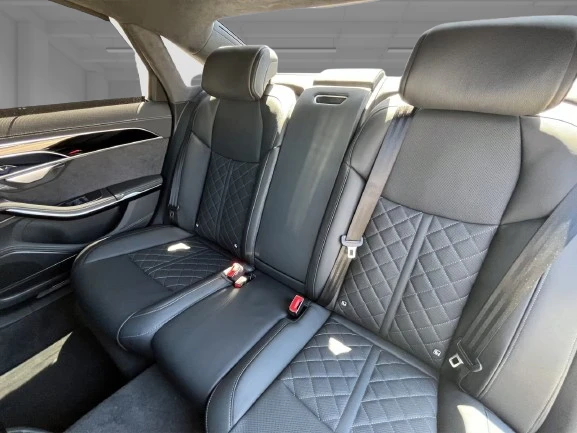 Audi S8 Quattro = Black Optic Plus = Гаранция, снимка 10 - Автомобили и джипове - 54372632
