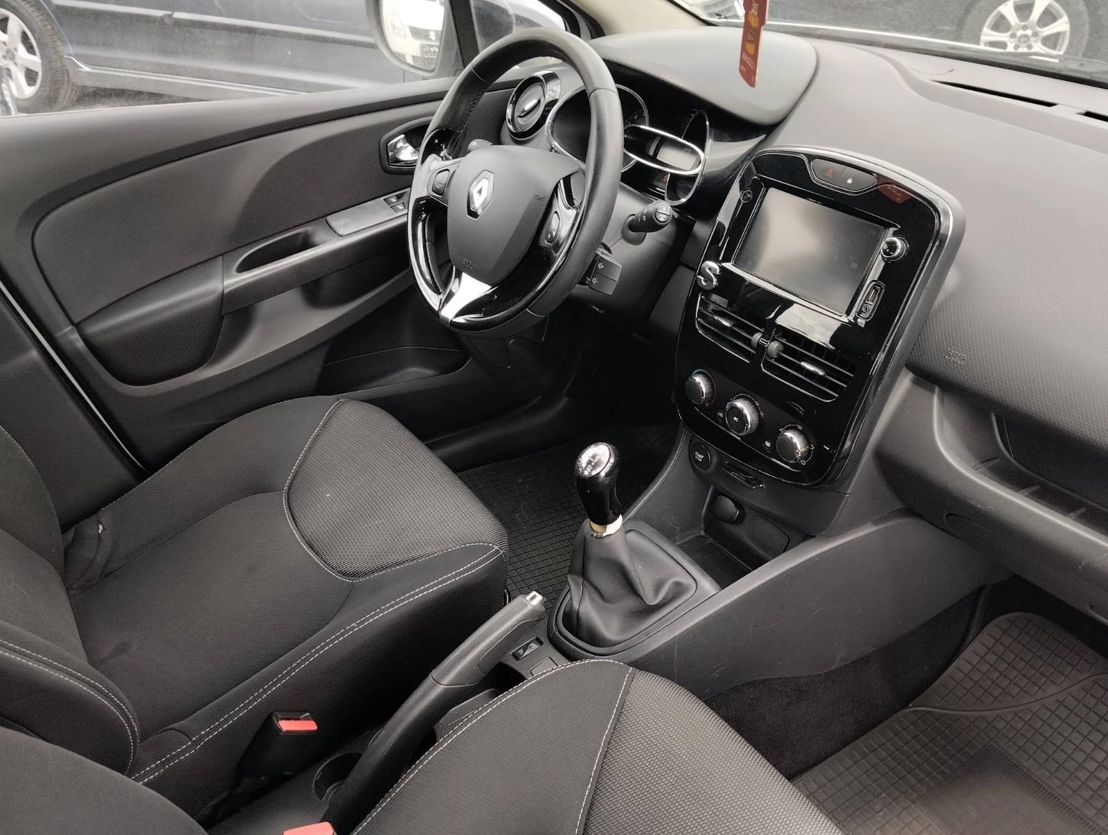 Renault Clio | Mobile.bg   11