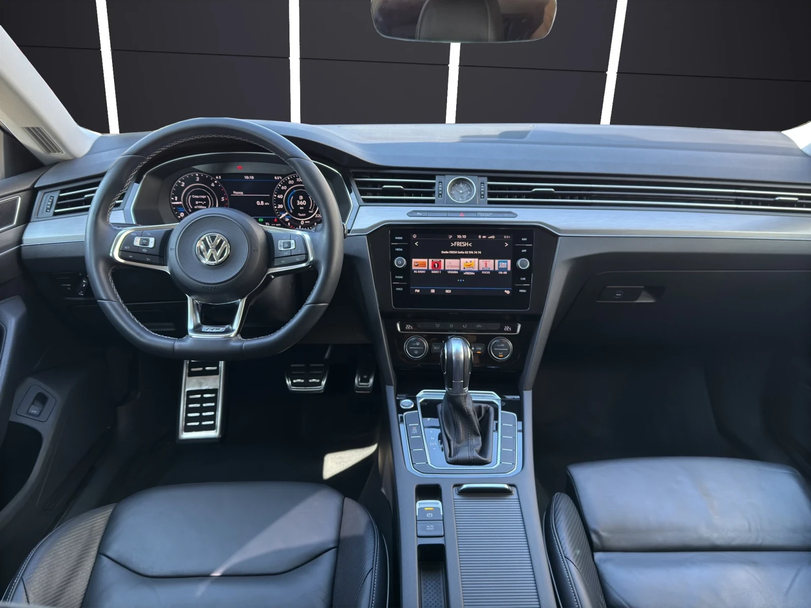 VW Arteon 2.0TDI* DISTRONIC* DIGITAL* CARPLAY* R LINE | Mobile.bg   12