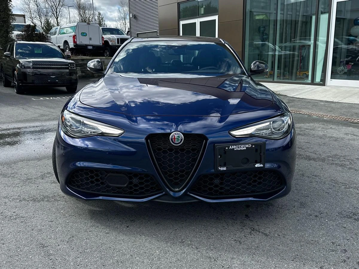 Alfa Romeo Giulia * Ti Sport * CARFAX * ОПЦИЯ ЗА ФИНАНСИРАНЕ  - изображение 2
